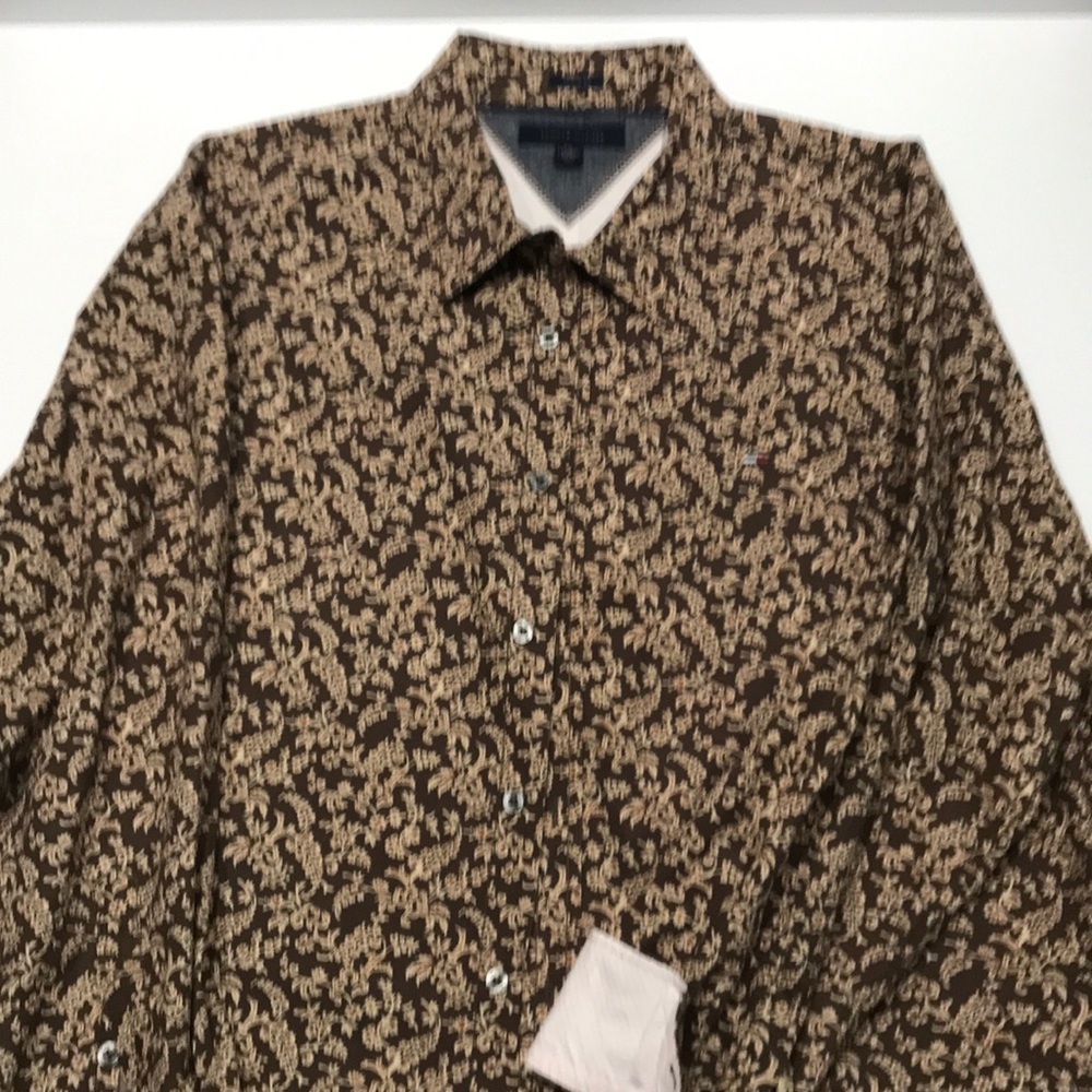 Tommy Hilfiger casual dress shirt